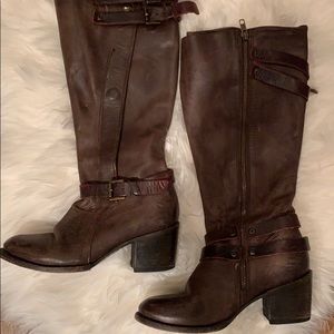 Freebird Clive boots.